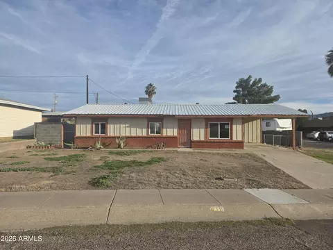 610 S York Dr, Kearny, AZ 85137