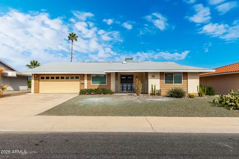 10446 W Meade Dr, Sun City, AZ 85351