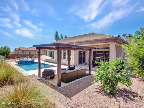 Exterior - 1620 W Silver Pine Dr, Phoenix, AZ 85086 photo 18 of 27