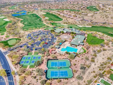 View/Area - 1620 W Silver Pine Dr, Phoenix, AZ 85086 photo 6 of 8