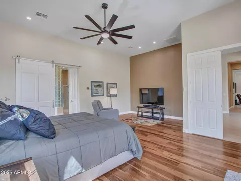 Bedroom - 1620 W Silver Pine Dr, Phoenix, AZ 85086 photo 3 of 8