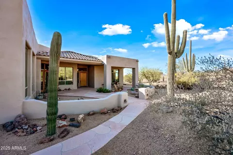 Exterior - 148 N La Barge Rd, Apache Junction, AZ 85119 photo 2 of 6