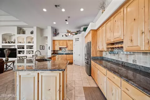 Kitchen - 148 N La Barge Rd, Apache Junction, AZ 85119 photo 3 of 6