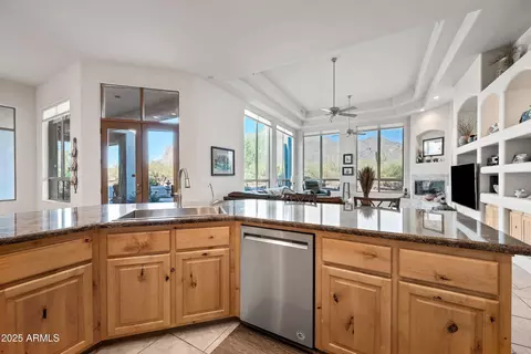 Kitchen - 148 N La Barge Rd, Apache Junction, AZ 85119 photo 6 of 6