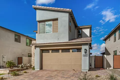 1490 E Blue Spruce Ln, Gilbert, AZ 85298 photo 6