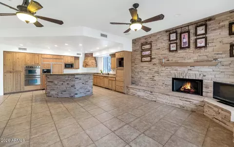 Kitchen - 1404 E Michelle Dr, Phoenix, AZ 85022 photo 2 of 5