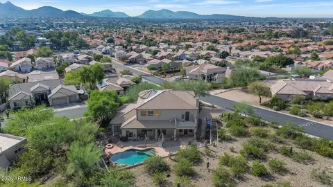 View/Area - 1404 E Michelle Dr, Phoenix, AZ 85022 photo 4 of 7