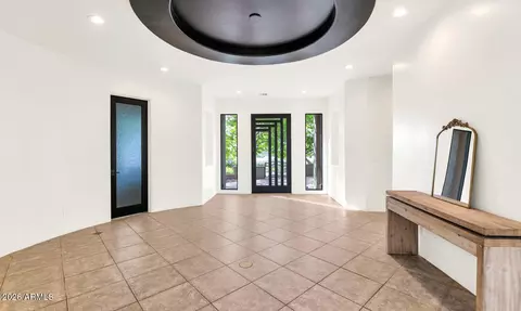 Entry Way - 1404 E Michelle Dr, Phoenix, AZ 85022 photo 1 of 3