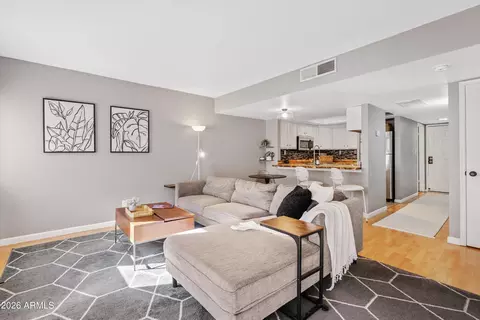 604 E Weber Dr #18, Tempe, AZ 85281