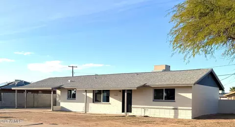 702 E Manor Dr, Casa Grande, AZ 85122