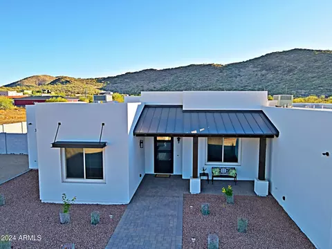 1235 E Hohokam Ln, New River, AZ 85087