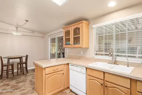 3301 S Goldfield Rd #4028, Apache Junction, AZ 85119 photo 21