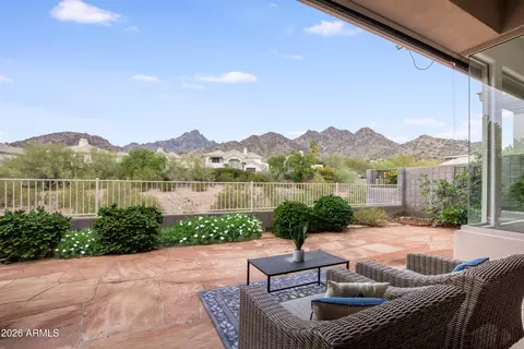 Exterior - 3124 E Squaw Peak Cir, Phoenix, AZ 85016 photo 1 of 5