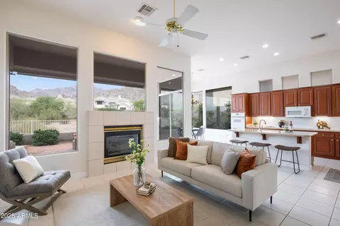 Living - 3124 E Squaw Peak Cir, Phoenix, AZ 85016 photo 1 of 1