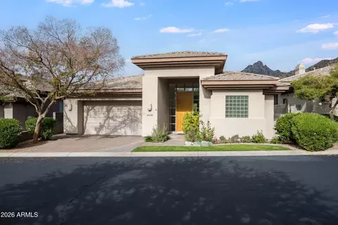 3124 E Squaw Peak Cir, Phoenix, AZ 85016