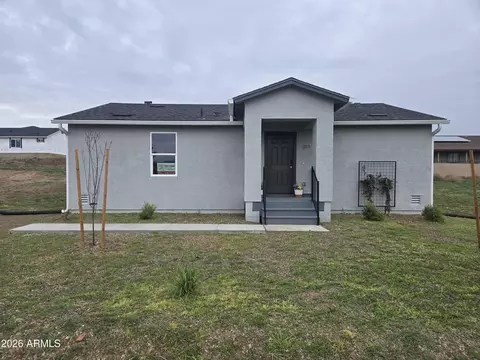 20170 E Prickly Pear Dr, Mayer, AZ 86333
