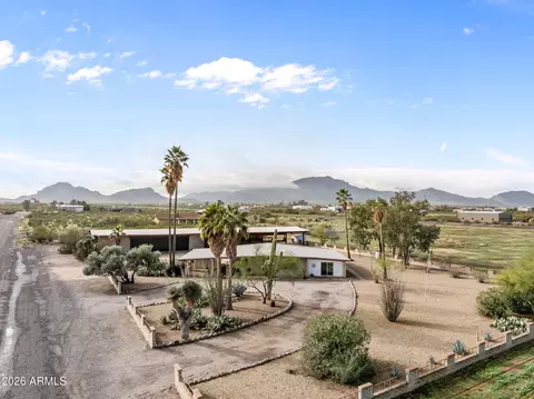 50907 W Iver Rd, Aguila, AZ 85320