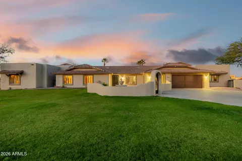 630 E Pony Ln, Gilbert, AZ 85295