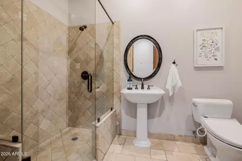 Bath - 630 E Pony Ln, Gilbert, AZ 85295 photo 6 of 7