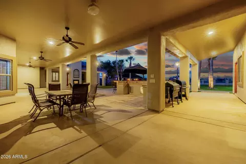 Exterior - 630 E Pony Ln, Gilbert, AZ 85295 photo 9 of 14