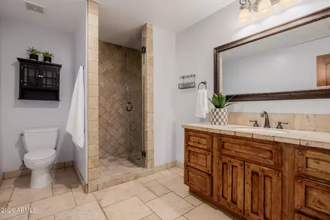 Bath - 630 E Pony Ln, Gilbert, AZ 85295 photo 4 of 7