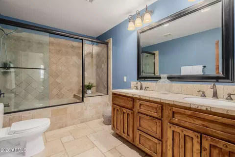 Bath - 630 E Pony Ln, Gilbert, AZ 85295 photo 5 of 7