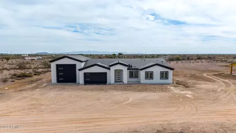 5853 N 425th Ave, Tonopah, AZ 85354