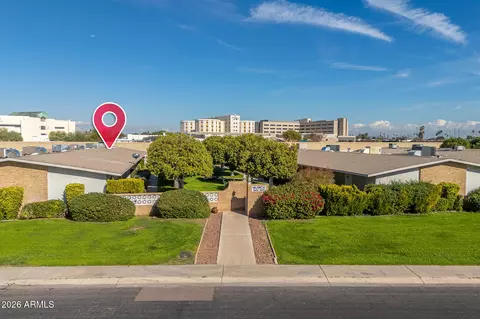 10616 W Coggins Dr, Sun City, AZ 85351