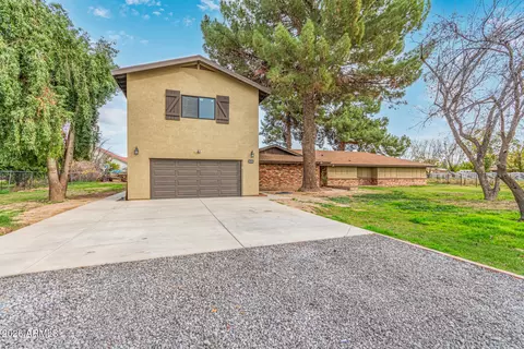 Exterior - 21613 S 154th St, Gilbert, AZ 85298 photo 3 of 8
