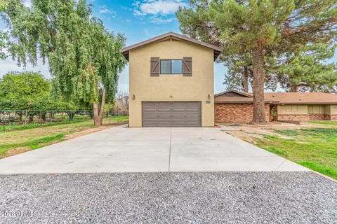 Exterior - 21613 S 154th St, Gilbert, AZ 85298 photo 4 of 8