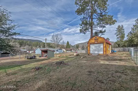 Exterior - 6008 W South Rd, Pine, AZ 85544 photo 12 of 18