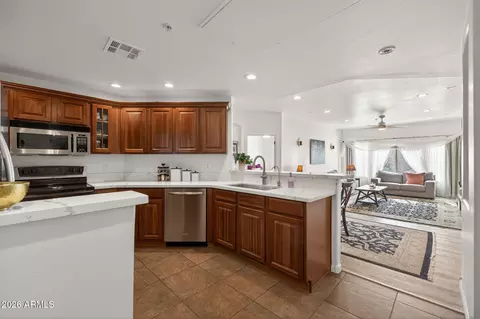 14000 N 94th St #2140, Scottsdale, AZ 85260