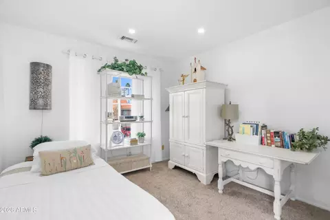 Bedroom - 1633 E Lakeside Dr #45, Gilbert, AZ 85234 photo 1 of 4