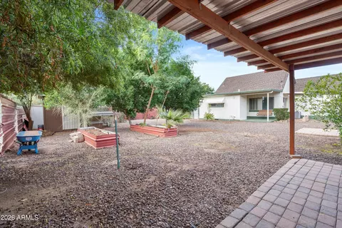 Exterior - 1733 E Harvard St, Phoenix, AZ 85006 photo 4 of 8