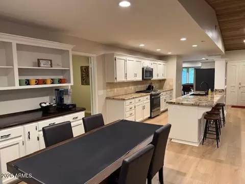 Kitchen - 4362 E Burning Tree Loop, Flagstaff, AZ 86004 photo 1 of 1