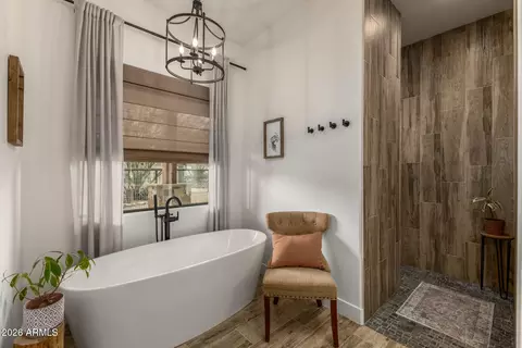 Bath - 1520 E Magellan Dr, New River, AZ 85087 photo 5 of 11