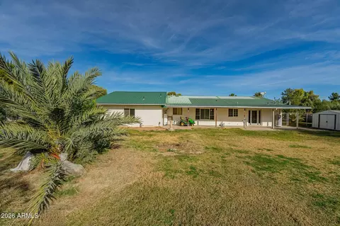 Exterior - 13839 E Morgan Dr, Gilbert, AZ 85295 photo 3 of 12