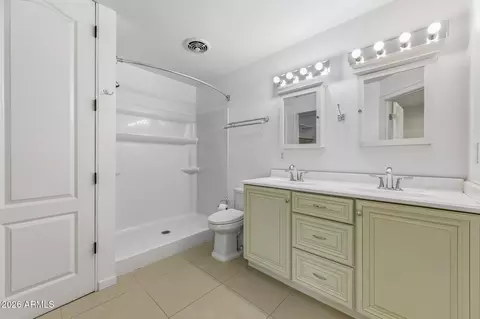 Bath - 13839 E Morgan Dr, Gilbert, AZ 85295 photo 1 of 4