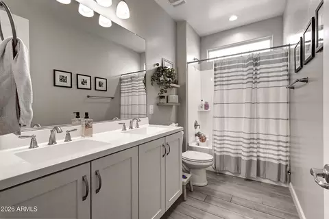Bath - 2140 E Alameda Rd, Phoenix, AZ 85024 photo 7 of 7