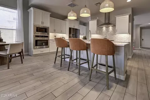 Kitchen - 2140 E Alameda Rd, Phoenix, AZ 85024 photo 2 of 8
