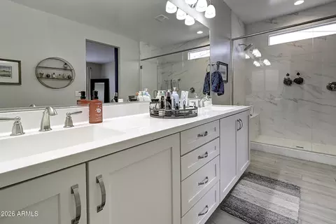 Bath - 2140 E Alameda Rd, Phoenix, AZ 85024 photo 4 of 7