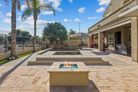 Exterior - 1341 E Macaw Ct, Gilbert, AZ 85297 photo 7 of 12