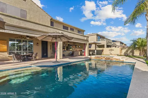 Exterior - 1341 E Macaw Ct, Gilbert, AZ 85297 photo 10 of 12