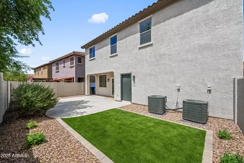 Exterior - 3745 E Flamingo Way, Gilbert, AZ 85297 photo 2 of 2