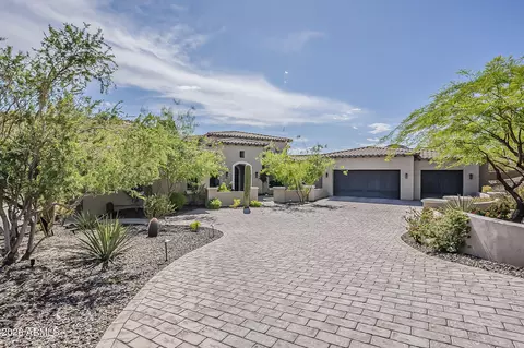 12016 N Sunset Vista Dr, Fountain Hills, AZ 85268