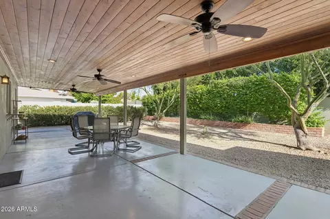 Exterior - 8205 N 2nd Dr, Phoenix, AZ 85021 photo 9 of 9