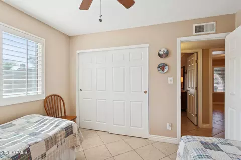 Bedroom - 8205 N 2nd Dr, Phoenix, AZ 85021 photo 5 of 7