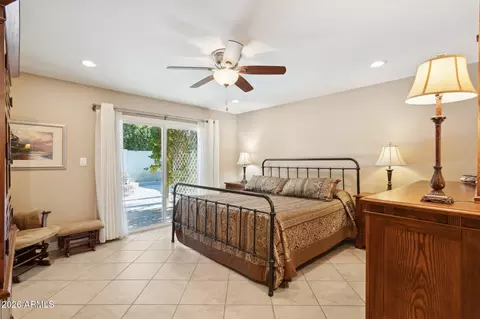 Bedroom - 8205 N 2nd Dr, Phoenix, AZ 85021 photo 1 of 7