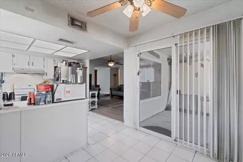 Entry Way - 1920 E Saint Catherine Ave, Phoenix, AZ 85042 photo 1 of 1