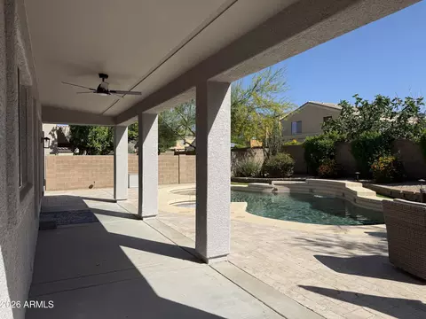 Exterior - 2538 E Mine Creek Rd, Phoenix, AZ 85024 photo 2 of 3